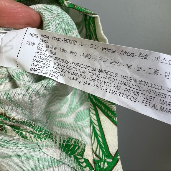 NWT ZARA Green Leaf Print Linen Blend Pleated Flowy High Rise Shorts Large - Picture 8 of 8